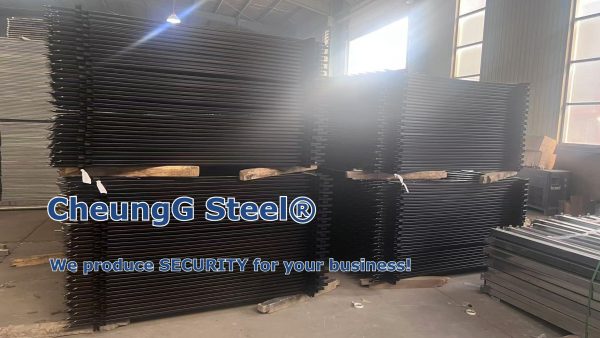 UAE Steel Fence | Factory Supplier China